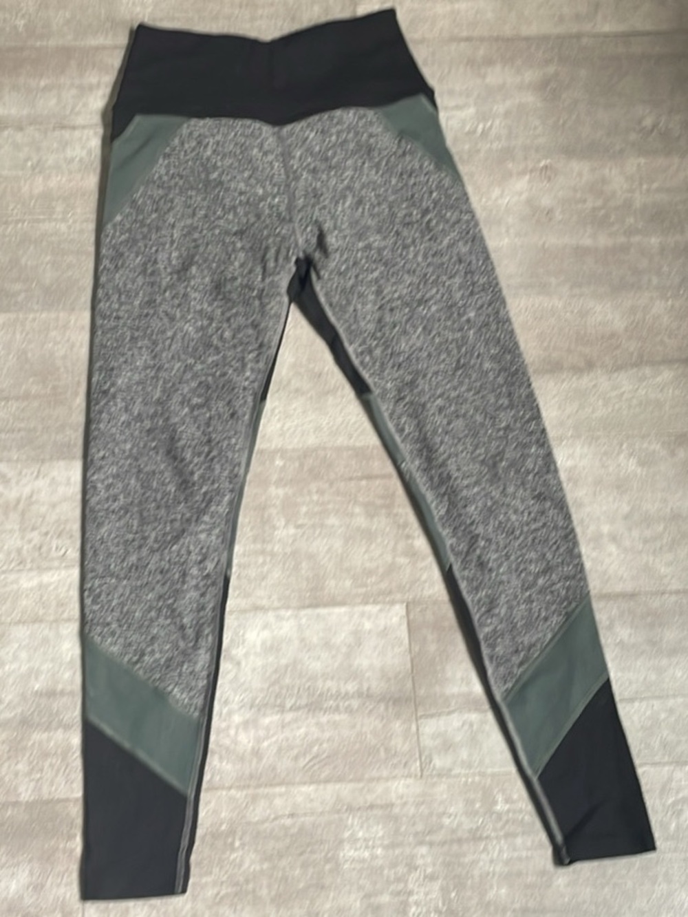 Beyond Yoga Gray, Olive & Black Colorblock Leggings